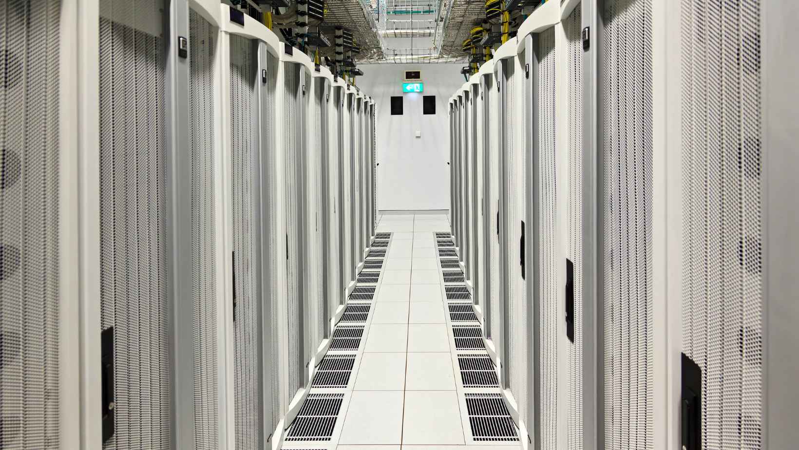 raised floor datacentre