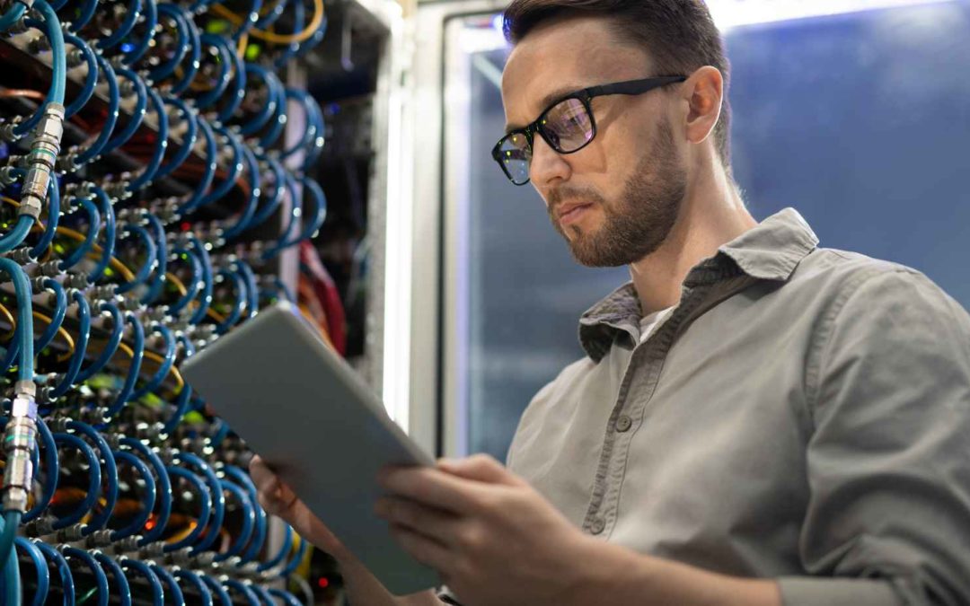 Efficiently Maintaining Your Server Room for Optimal Data Center Performance